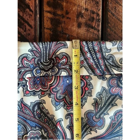 Ann Taylor skirt size 10 paisley print - Picture 3 of 14